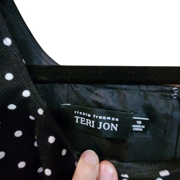 Teri Jon Rickie Freeman Black & White Polka Dot Sleeveless Dress Size 10 - Picture 3 of 3